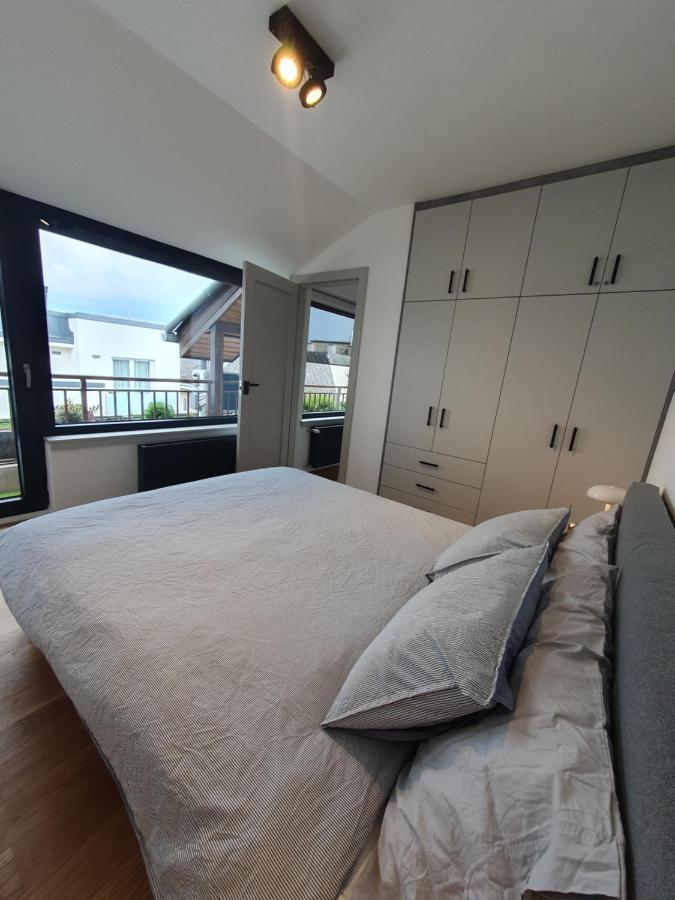 Modern Floor Loft With Balcony Apartman Budapest